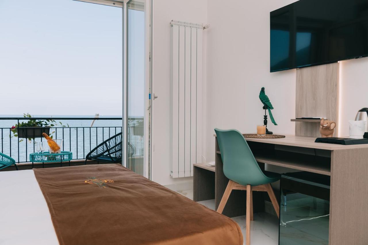 Frontemare Bed & Breakfast Castellammare di Stabia